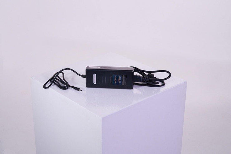 Battery Charger - Vallkree